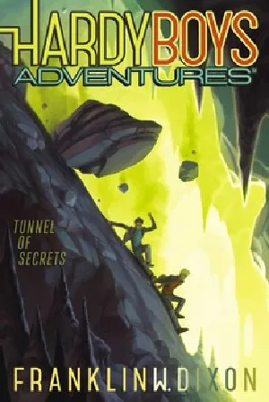 Hardy Boys Adventures : Tunnel Of Secrets (Vol. 10)